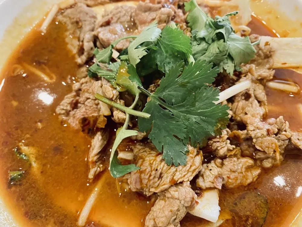 Marmite de Bœuf À la Sauce Piquante